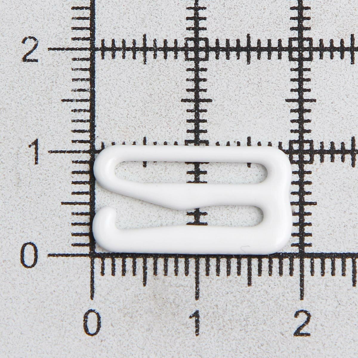 Крючки для бретелей 15 мм, 20 шт, белые (металл, эмаль), Айрис — фото 1