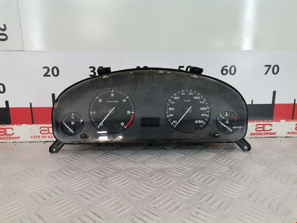 Панель приборная (щиток приборов) Peugeot 406 6104YJ арт. 1038997