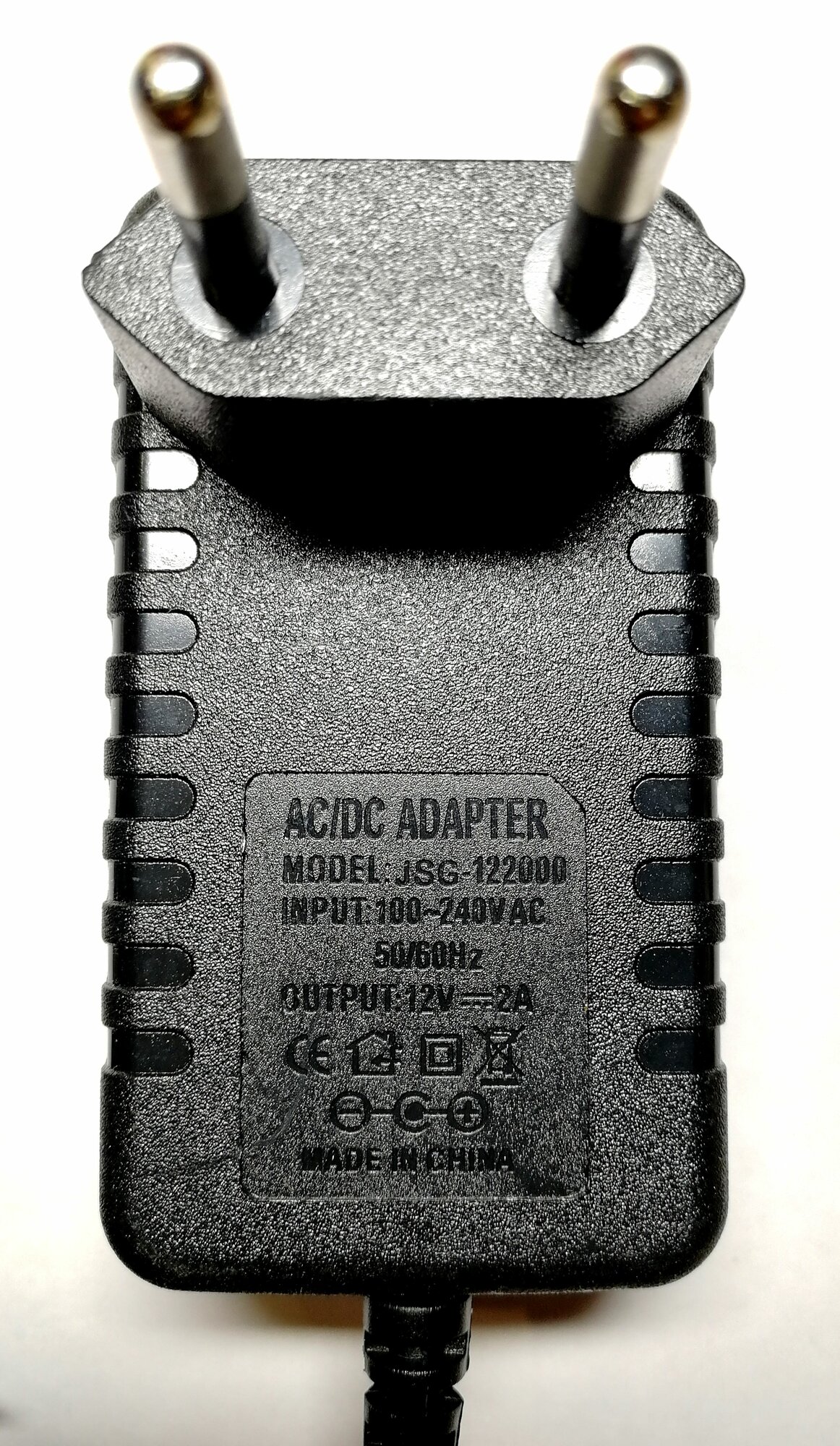 Блок питания для ноутбука Digma, Prestigio, Irbis, Azerty 12V 2A — фото 1