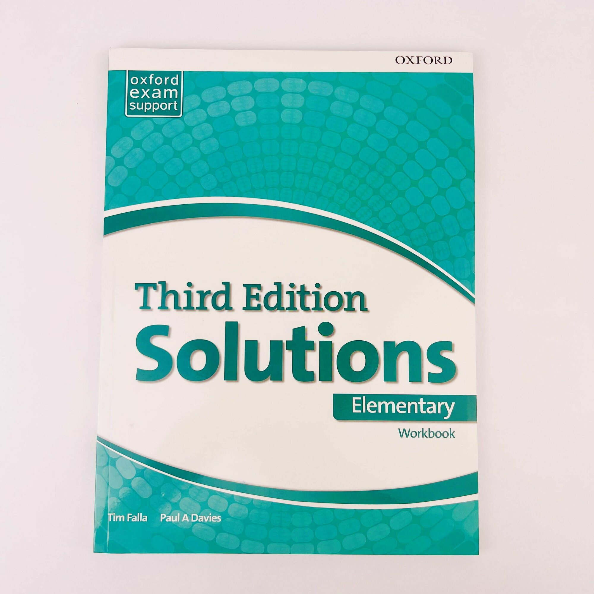 Solutions elementary third Edition полный комплект: Student's Book + Workbook + Диск - фото №3