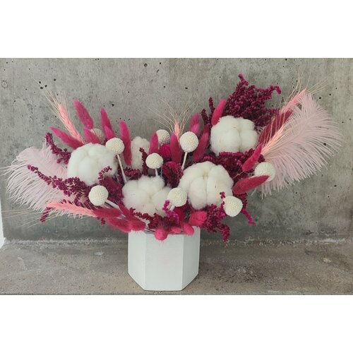 Сухоцветы в Бетонном кашпо Интерьерная композиция