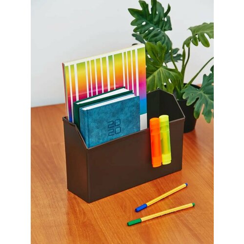 Подставка для канцелярии 268х87х177 мм