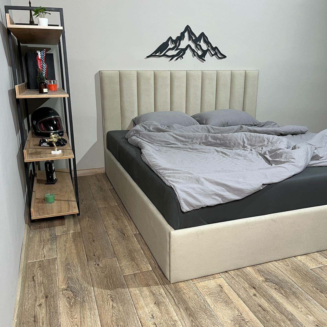 Кровать VIERO Бриз, мягкое изголовье, 160х200 см, с ортопедическим основанием и подъемным механизмом — фото 1