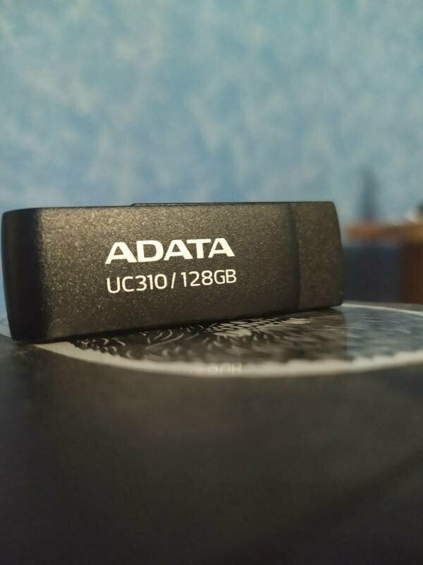 Накопитель USB 3.2 128GB A-Data UC310, белый - фото №3