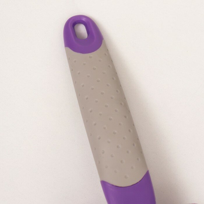 Пуходерка с прорезиненной ручкой, закругленные зубья, малая, 6,5 х 14,5 см, фиолетовая - фотография № 4