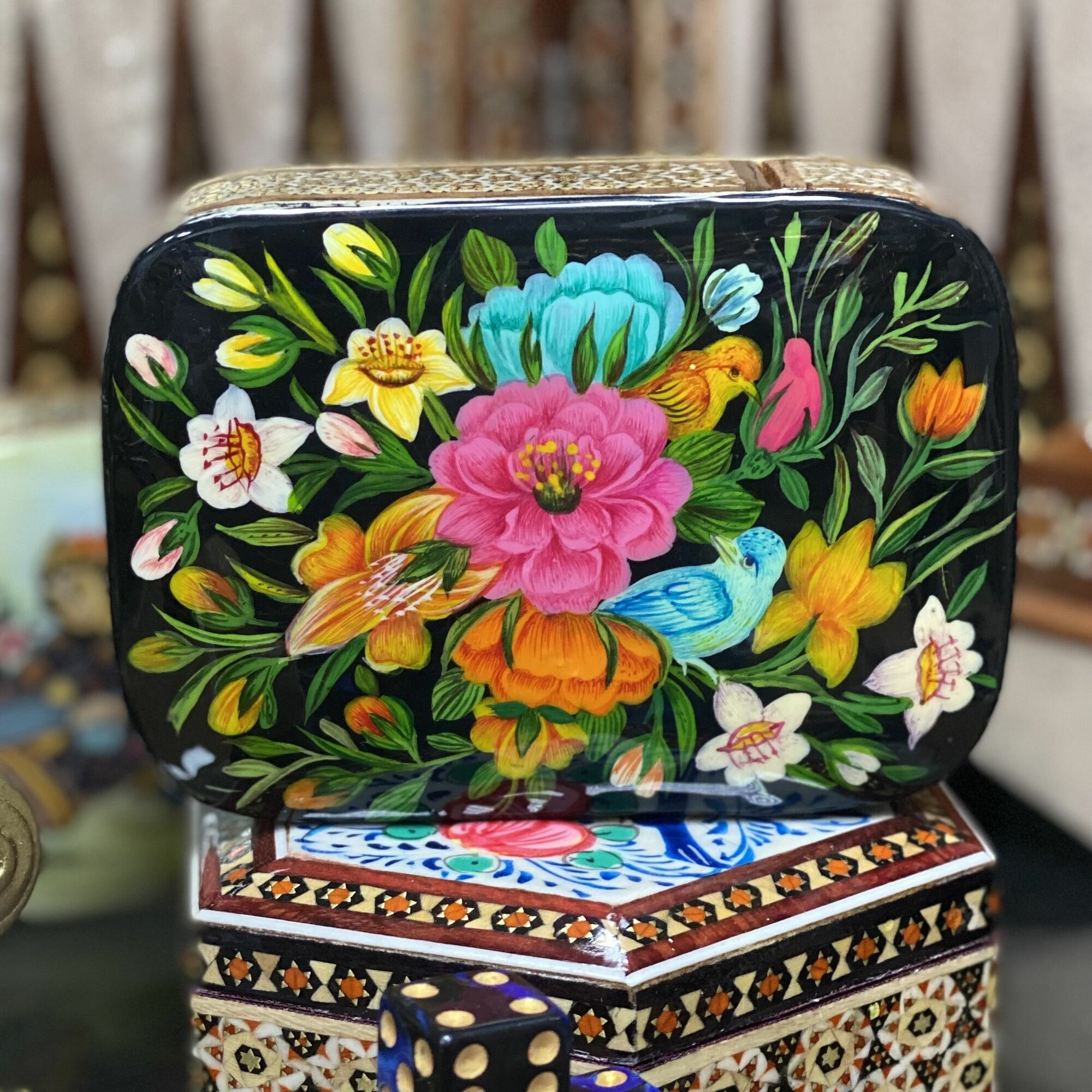 Чехол-футляр "Персидский базар", ручная работа, дерево, розовый/чёрный