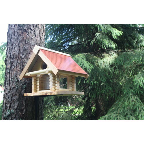 Кормушка для птиц и белок 