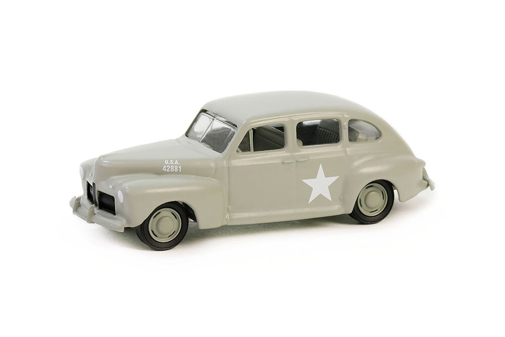 Модель коллекционная GREENLIGHT Ford fordor deluxe "army staff car" 1942, military green (длина модели 6-10 см)