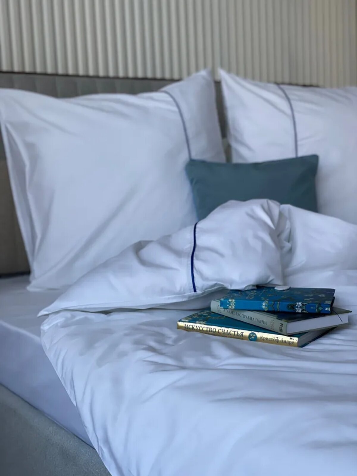 фото Комплект постельного белья "DeLuxe" 2-спальный, сатин