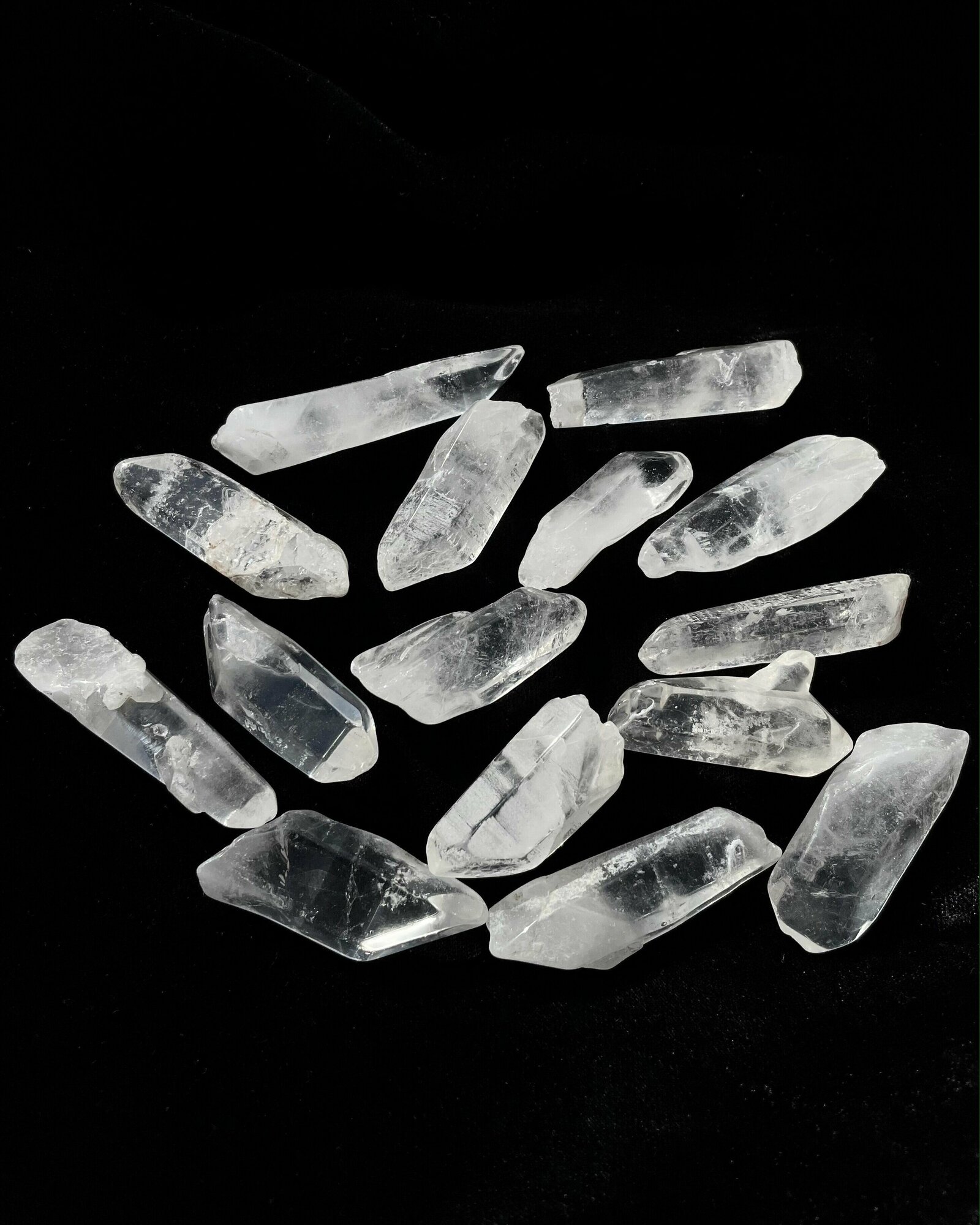 Натуральный камень Горный хрусталь, кристалл друзы, для декора, поделок, бижутерии, 3-4 см, 1 шт - фотография № 3