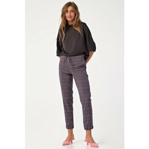 фото Брюки женские fly костюмная ткань клетка на сером 40р.