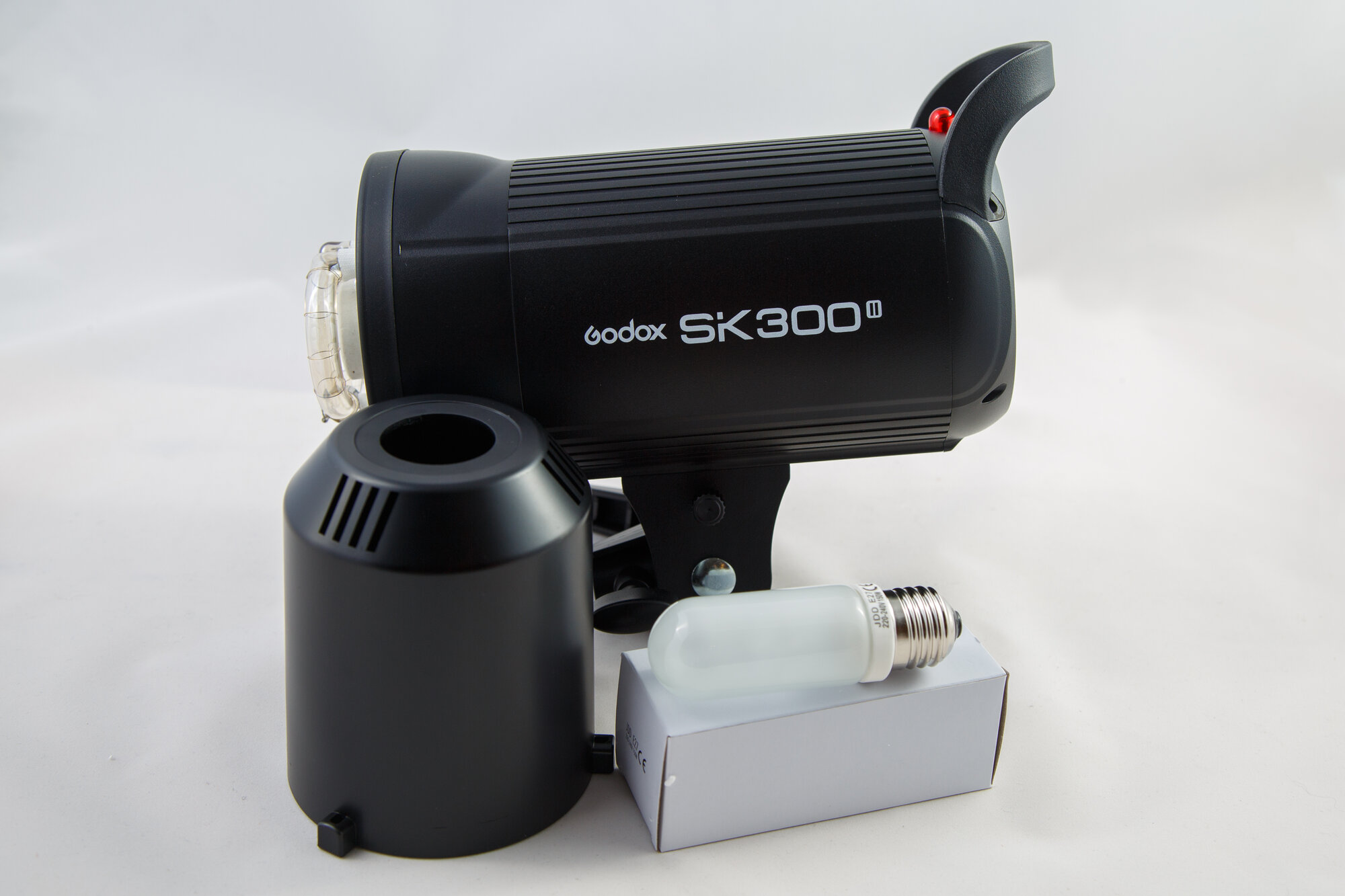 Вспышка студийная Godox SK300II-V - фото №14