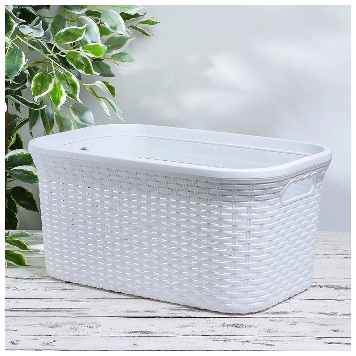 фото Корзина для хранения, вещей, белья, игрушек, органайзер пластиковый с ручками "Ротанг" 32 л, 50х31х25 см , цвет белый
