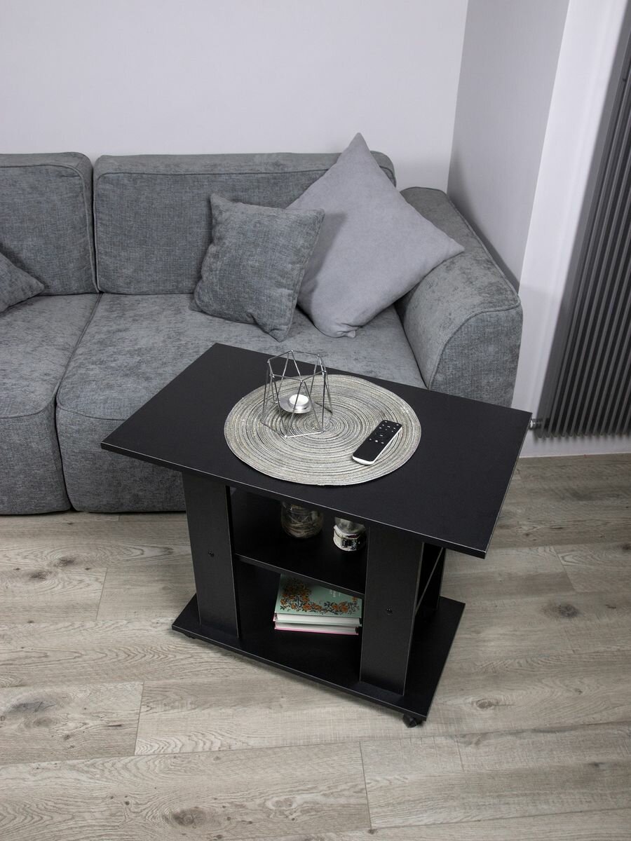 фото Столик журнальный на колесиках