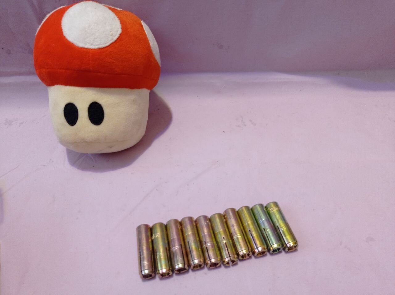 фото Анкеры 10мм механические металлические 10 штук