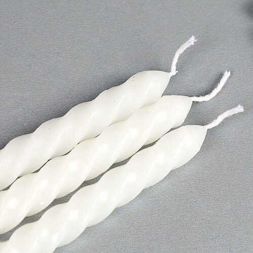 Свеча стержень витая 20 см - 12 штук / Красный