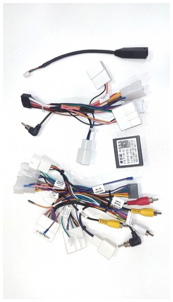 Штатная магнитола Teyes CC3 Toyota Fortuner 1 AN50 AN60 HILUX 2008-2014 332G Вариант B