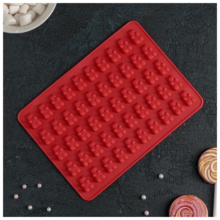 Силиконовая форма для шоколада и мармелада "Мишки", 50 ячеек, красный
