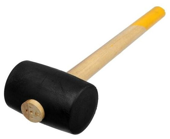 Киянка тундра, деревянная рукоятка, черная резина, 65 мм, 680 г