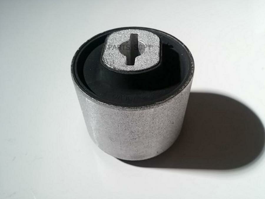 31277893 VOLVO Сайлентблок XC90