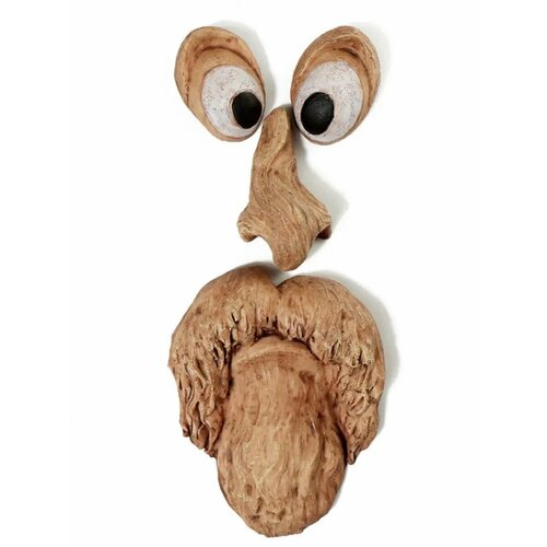 Лицо лешего на дерево