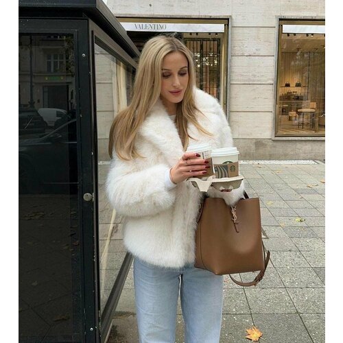 фото Полушубок, размер 44, молочный diboutique