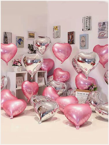 Изображение товара Композиция из воздушных шаров с гелием Сердца, 20 шт