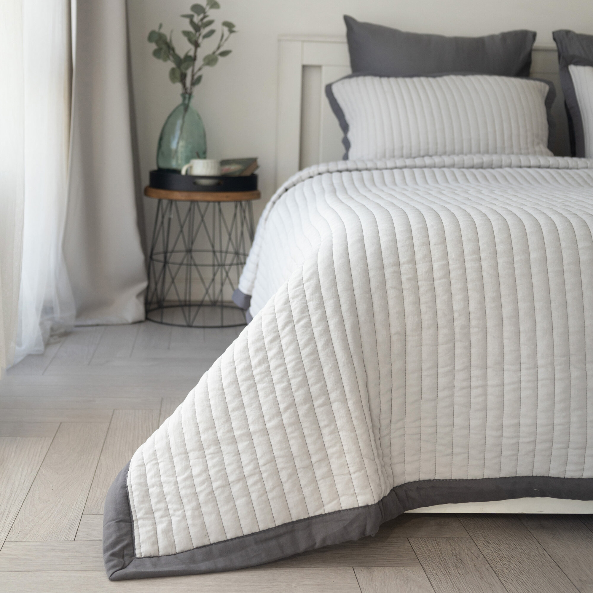 Покрывало DeNASTIA Structure 240x260см, полиэстер, цвет серый — фото 1