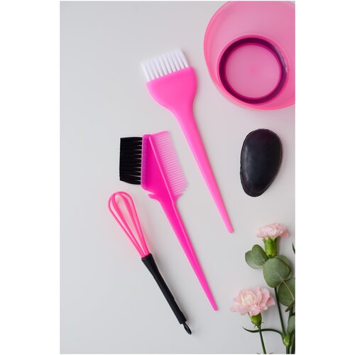 Набор для окрашивания волос (чаша + 2 кисти + венчик + защита для ушей), цвет розовый