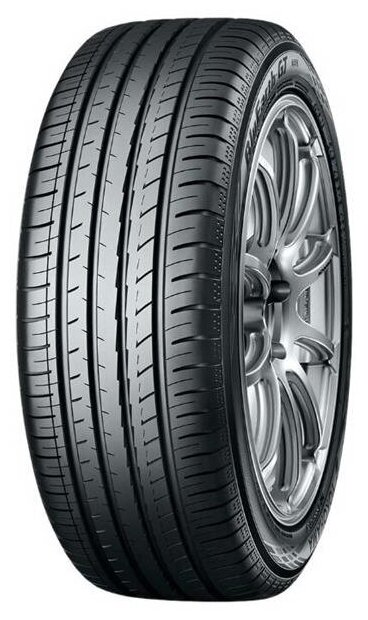 Yokohama BluEarth-GT AE51 215/55 R17 94W летняя