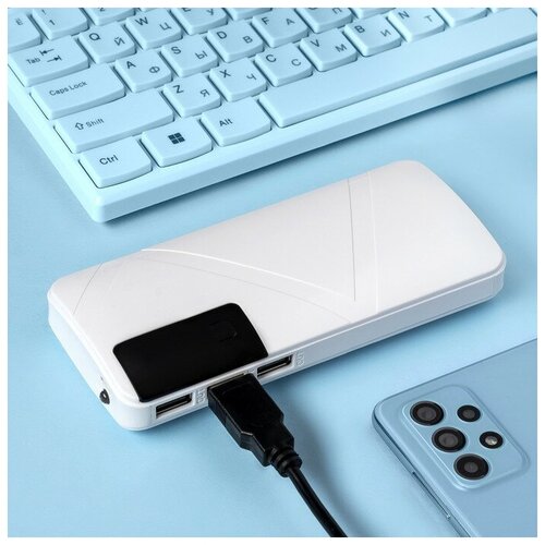 Внешний аккумулятор LuazON PB-05 6000 мАч 3 USB 2 А дисплей фонарик белый 258000₽