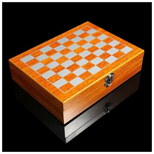 Набор 6 в 1: фляжка 8 oz, рюмка, воронка, кубики 5 шт, карты, шахматы, 18 х 24 см