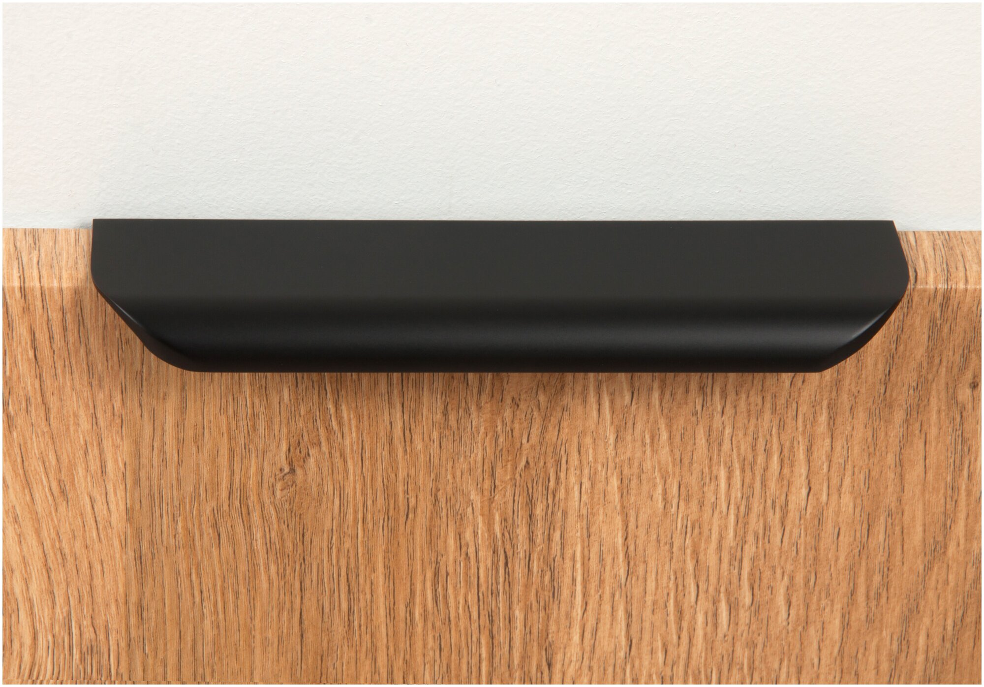 Мебельная ручка торцевая MONTE, длина - 297 мм, установочный размер - 224 мм, цвет - Чёрный матовый, алюминий, RT110BL - фотография № 5