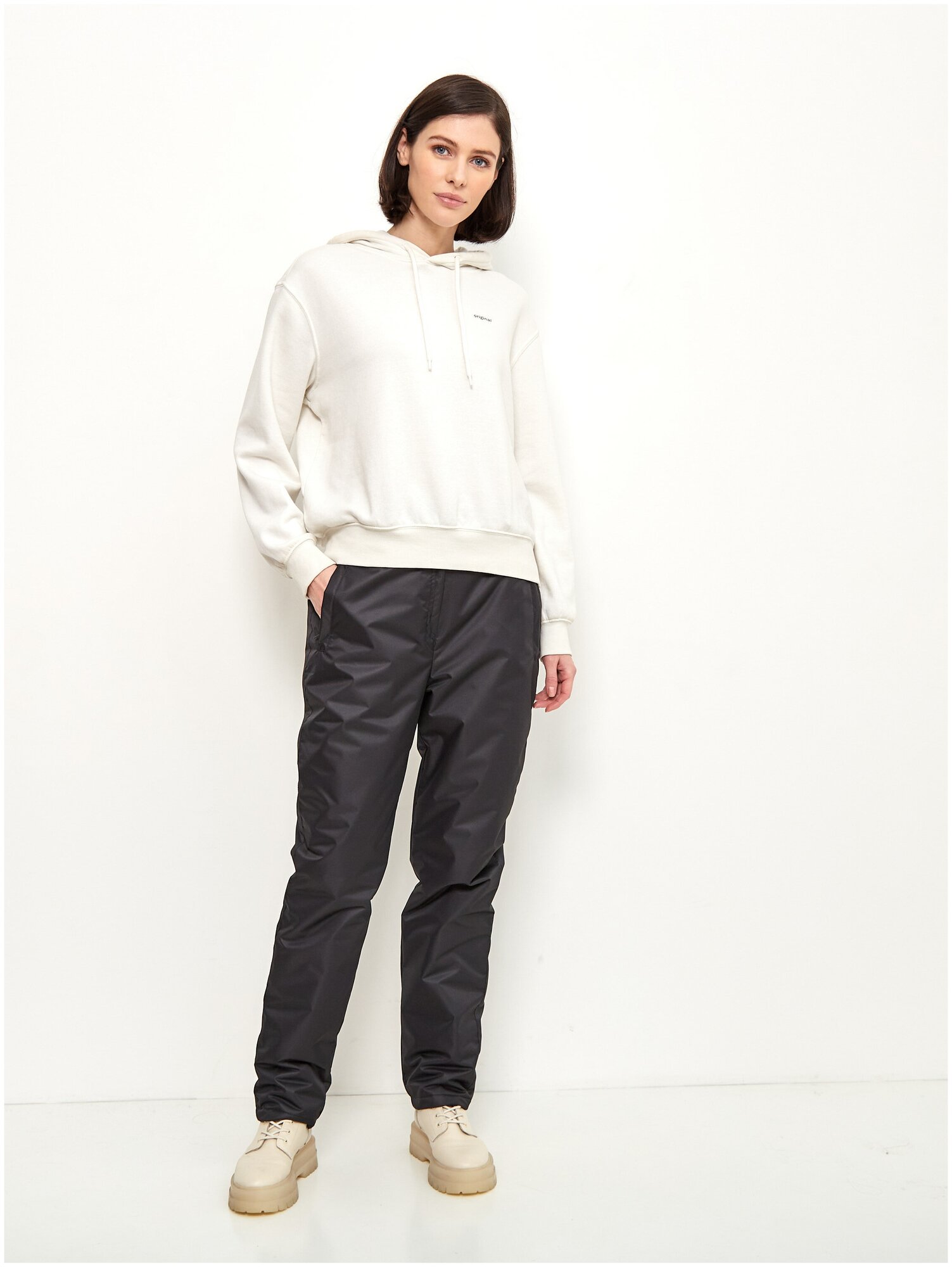 Зимние женские штаны брюки утепленные для прогулок на синтепоне KATRAN Winter мембранная ткань, Черный, Размер: 56-58