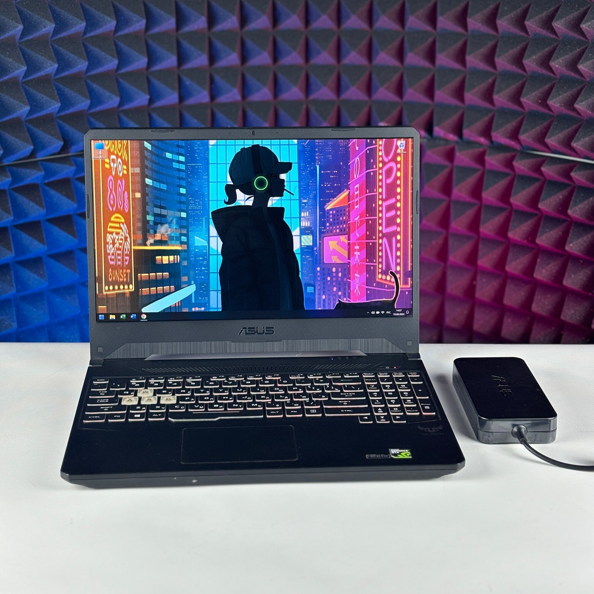 Ноутбук Asus TUF FX95D (1920x1080, 120Гц, AMD Ryzen 7 3750H 2.30-4.00 ГГц, RAM 8 ГБ, SSD 512ГБ, GeForce GTX 1650 (4gb), Win11)
