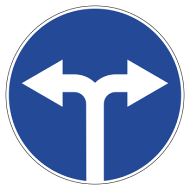 Дорожный знак 4.1.6 "Движение направо или налево", типоразмер 3 (D700) световозвращающая пленка класс Iа (круг)