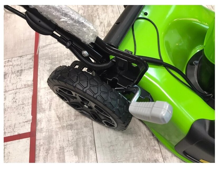 Аккумуляторная газонокосилка Greenworks 2514407 GD40LM46HP без АКБ и ЗУ 4 А·ч без АКБ и ЗУ 46