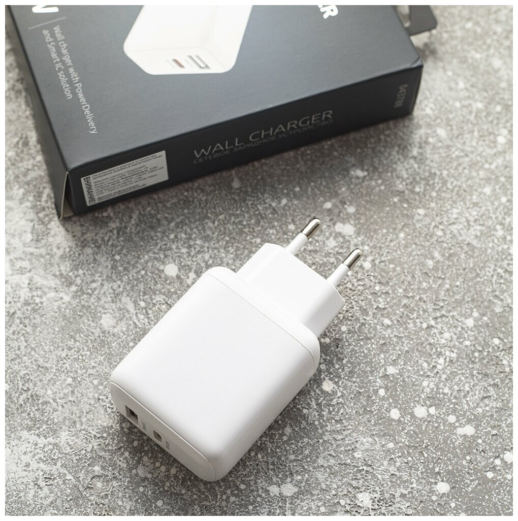 Сетевое зарядное устройство OLMIO 45W, Type-C +USB, PowerDelivery, Smart IC, белое - фото №4