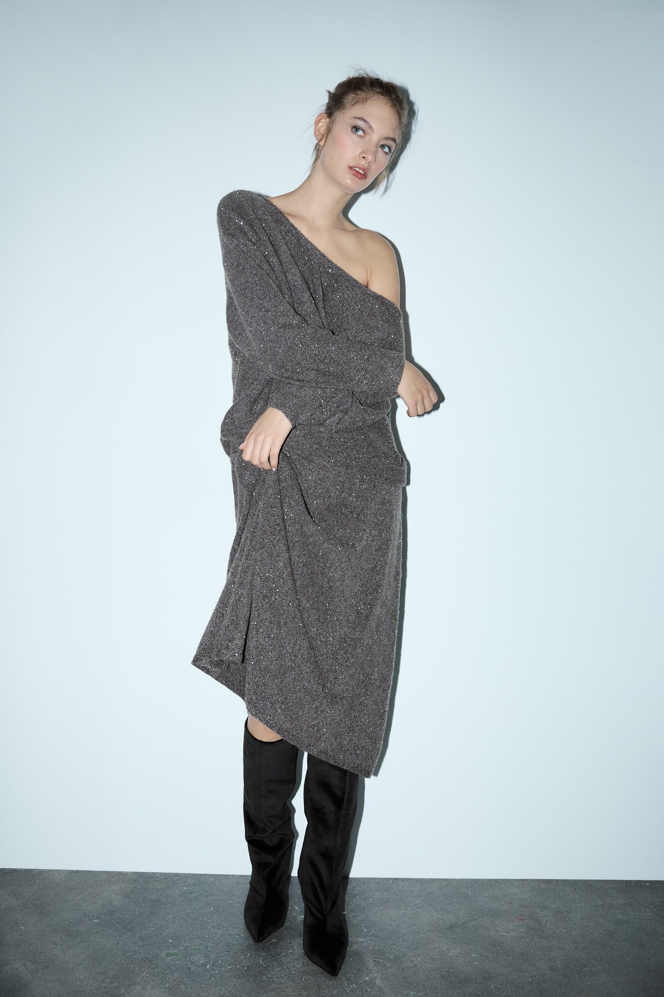 фото ZARA VELVET HIGH-HEEL KNEE-HIGH BOOTS / бархатные ботинки на высоком каблуке 2005/310 Черный 39