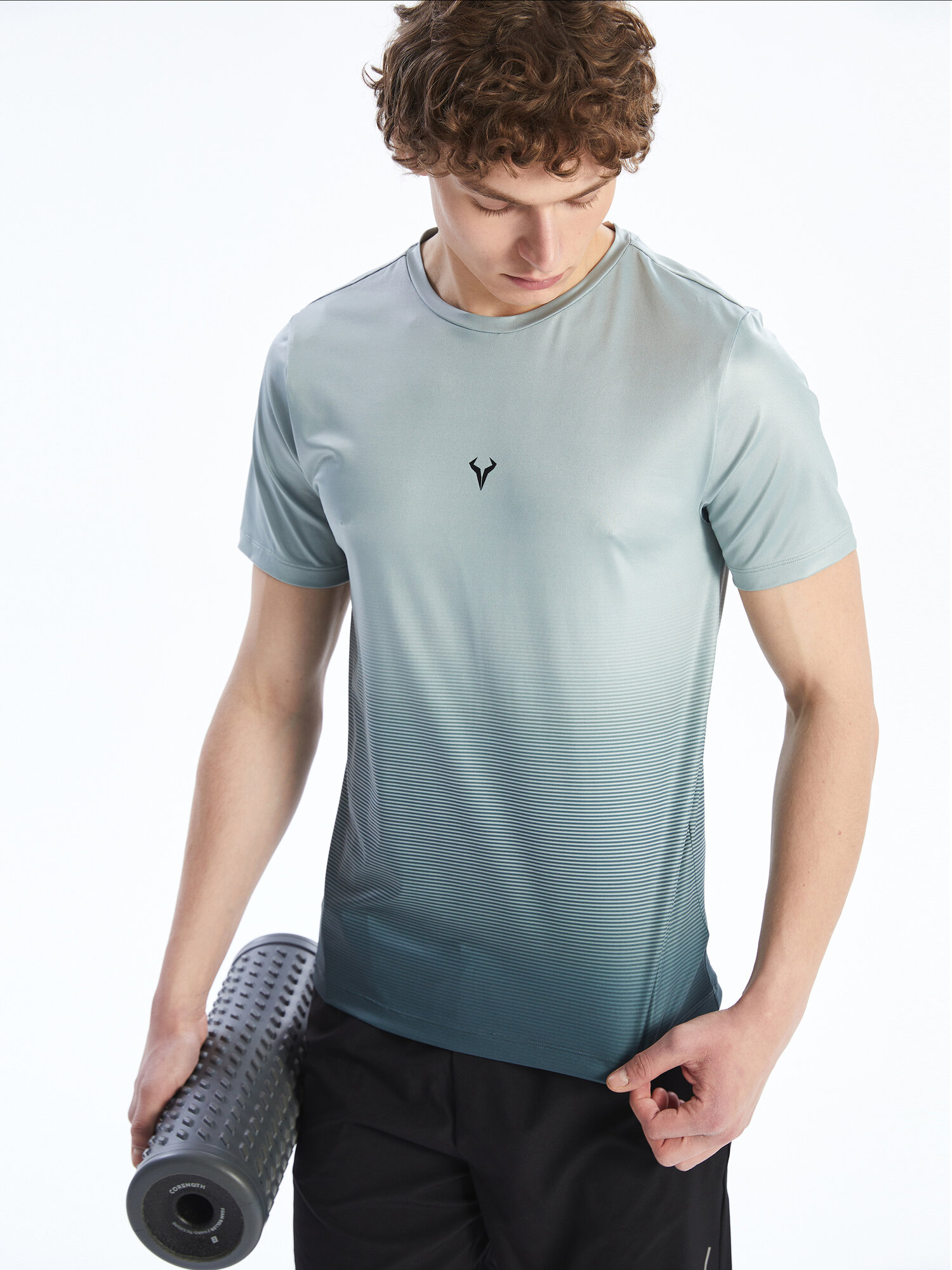 Футболка спортивная LC Waikiki размер XS голубой