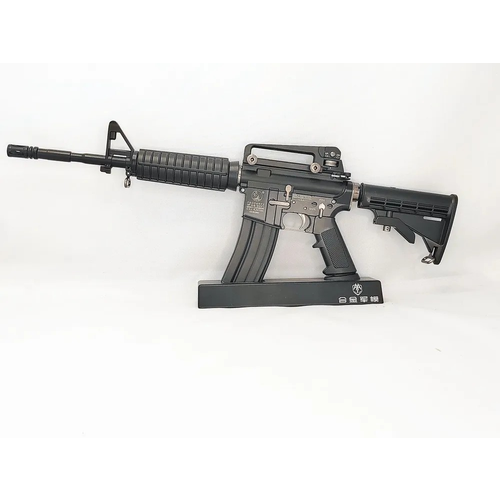 Сборная модель автомата Colt M4 AR15