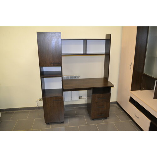 Стол Письменный с пеналом