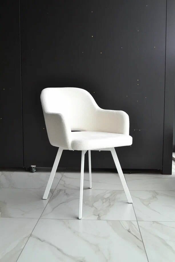 фото Стул Bagheria (Багерия) ткань бабл 015 белый, поворотный механизм, опоры черный конус, кресло интерьерное, ткань премиум, антивандальная.