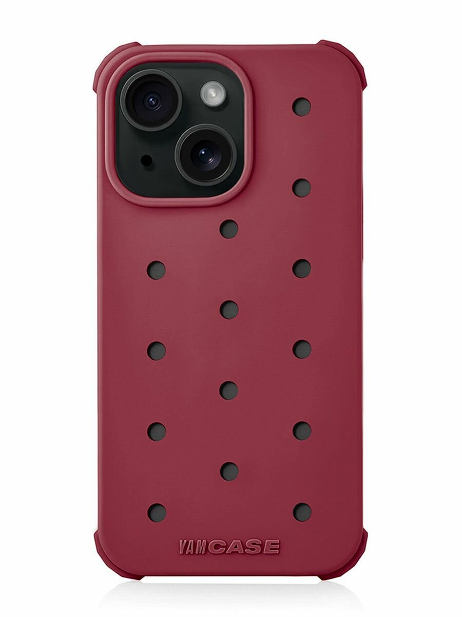 Чехол на iPhone 15 с принтом для jibbitz crocs бордовый — фото 1