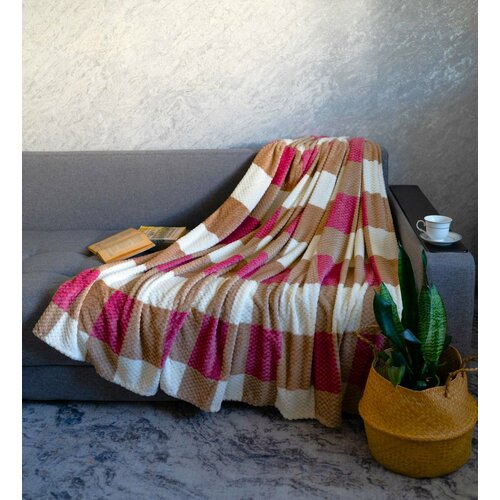 розовый, серый, белый