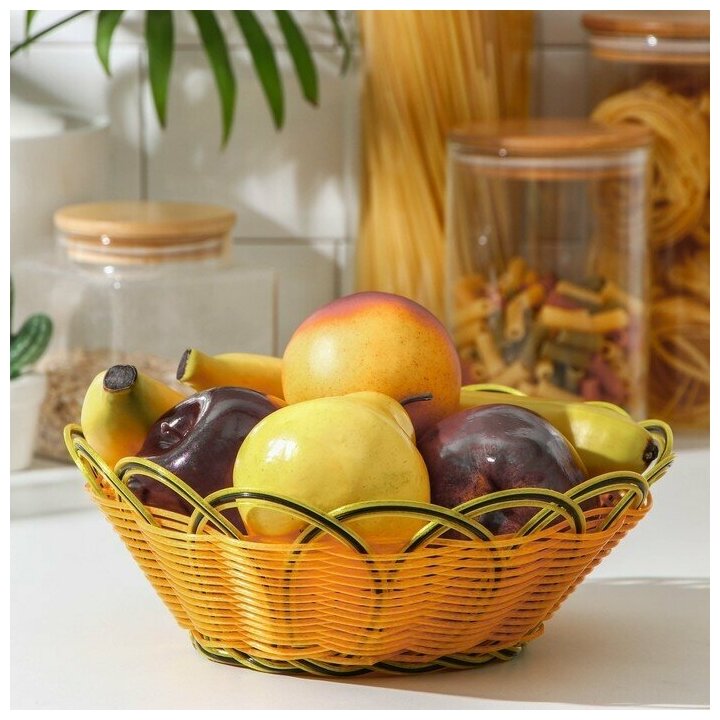 Корзинка для фруктов и хлеба Венок, 22x8 см, цвет золотистый - фотография № 8