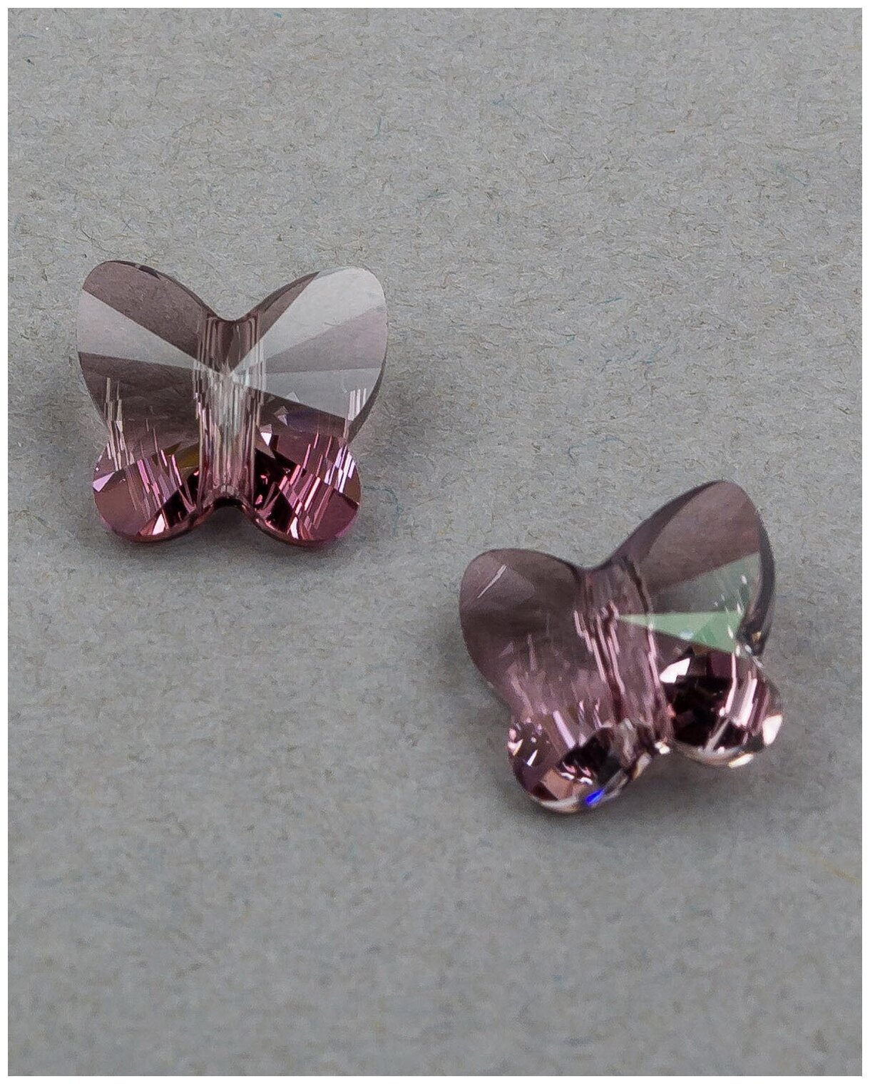 фото Бусины Swarovski в виде бабочек из стекла, цвет Crystal Antique Pink (#001-ANTP), Размер 10 мм, 2 шт.