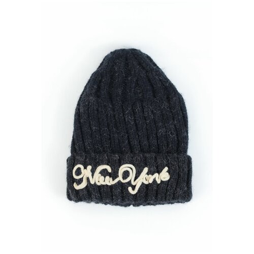 фото Шапка женская черная carolon вязаная с декором / стильные вязаные шапки для женщин с вышивкой