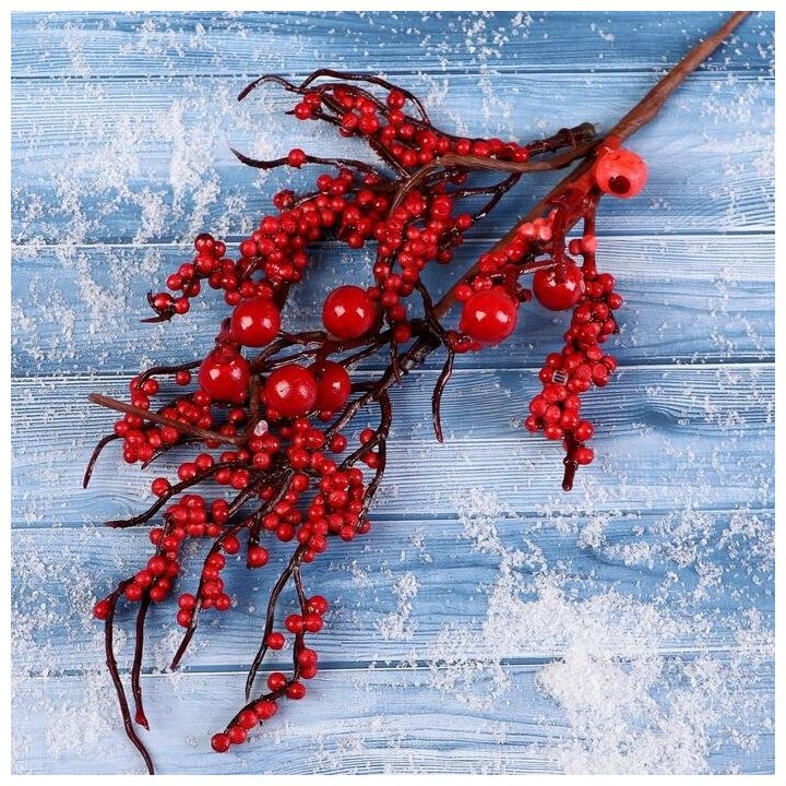 Декор "Зимнее очарование" подмёрзшие ягоды, 25 см