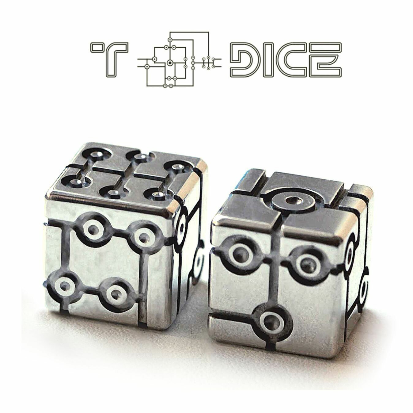 Tron Dice металлические игральные кубики D6 / Матовая полировка, дизайн от April GS. Дизайнерские кости 2 шт, размер 16мм, дайсы Dungeons & Dragons для настольных ролевых игр ДнД